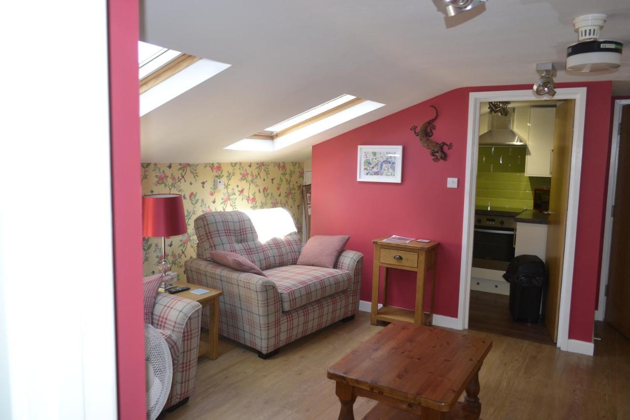 The Lawns Tea Room And B&B Ashcott Buitenkant foto