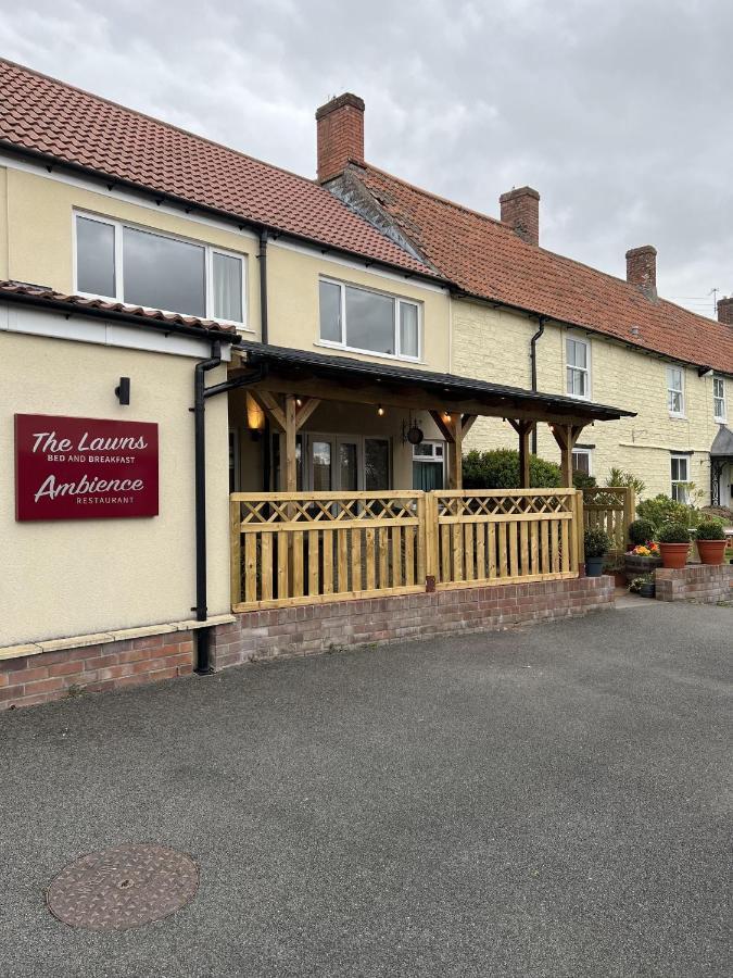 The Lawns Tea Room And B&B Ashcott Buitenkant foto