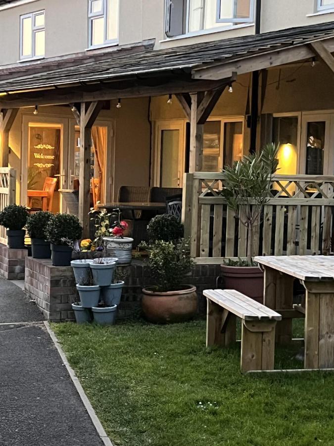 The Lawns Tea Room And B&B Ashcott Buitenkant foto