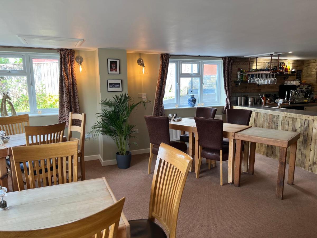 The Lawns Tea Room And B&B Ashcott Buitenkant foto